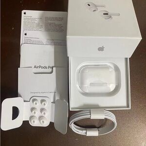 COPY - AirPod pro 2 open box but never used them ope to offers
